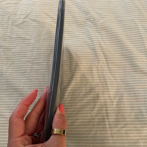 iPad Air 3rd gen case - Picture 4 of 4